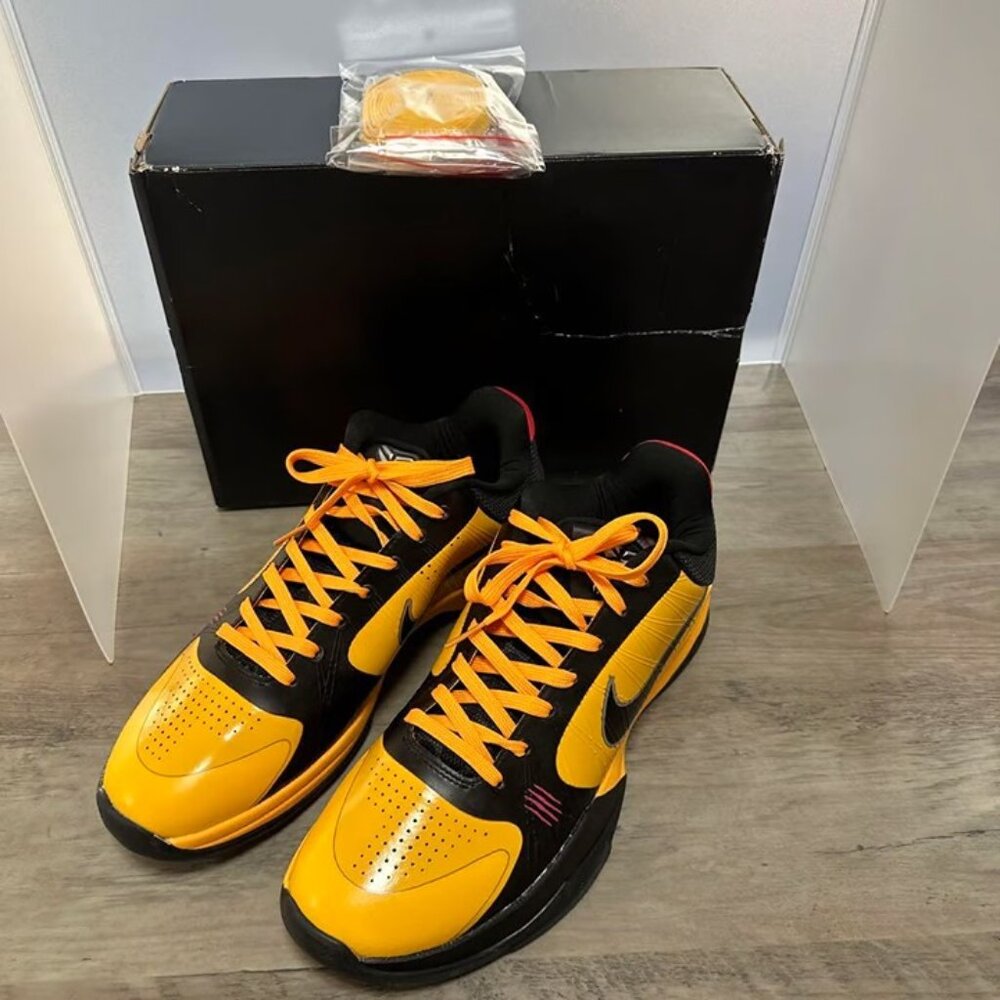 NIKE Kobe 5 Protro Bruce Lee